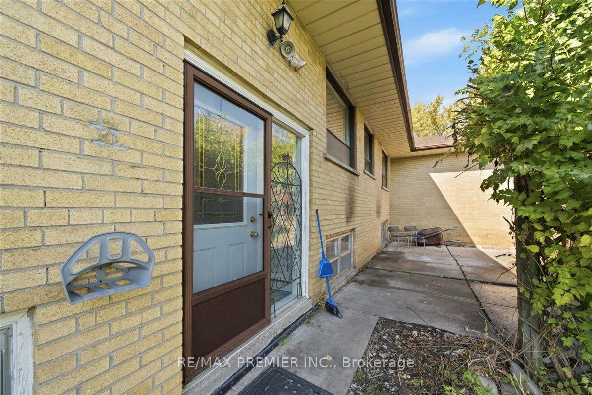 Photo 36 of 1 Gram Street, Vaughan, Maple — HOMEH