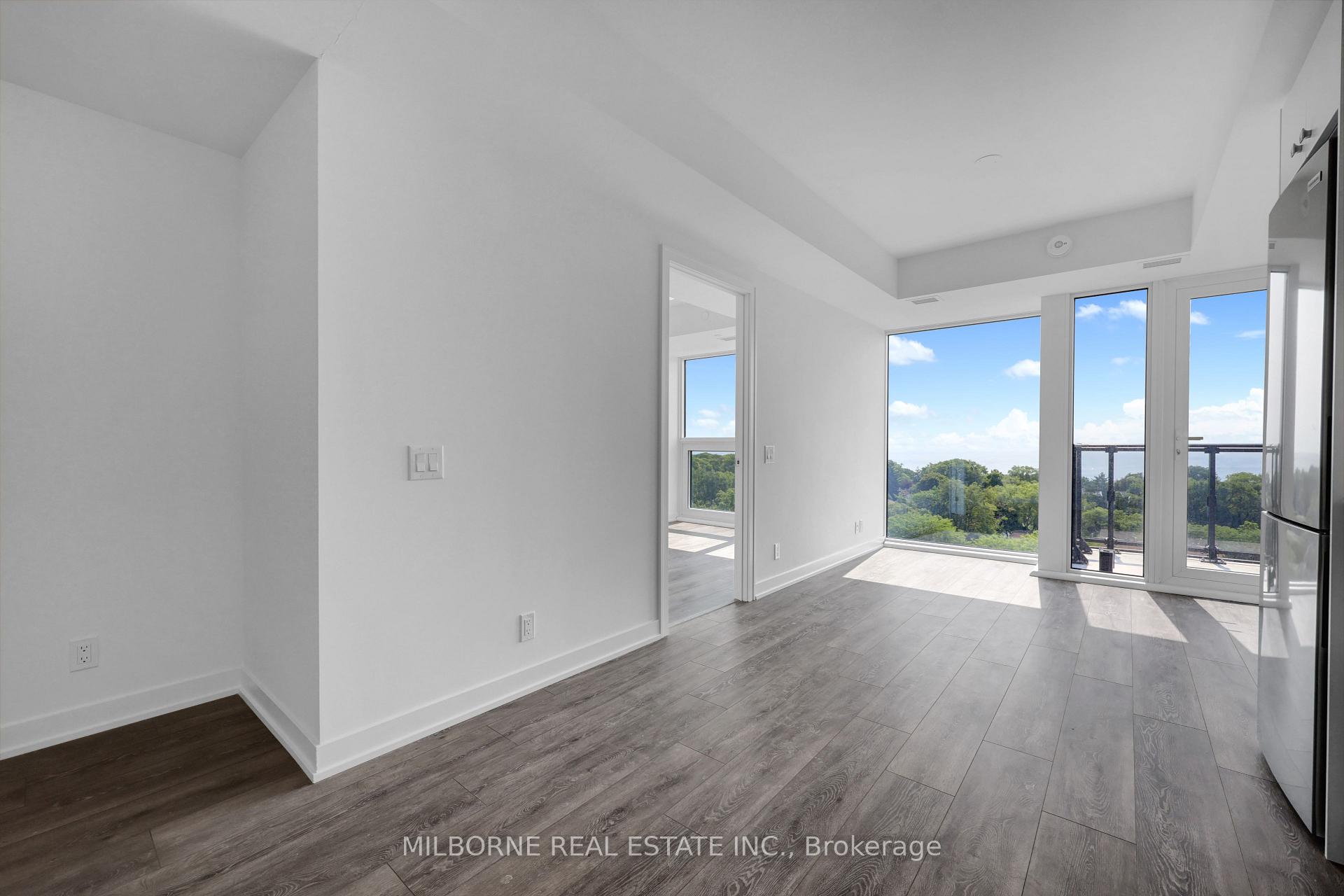 Photo 7 of Unit 914, 2 Manderley Drive, Scarborough, Birchcliffe-Cliffside — HOMEH