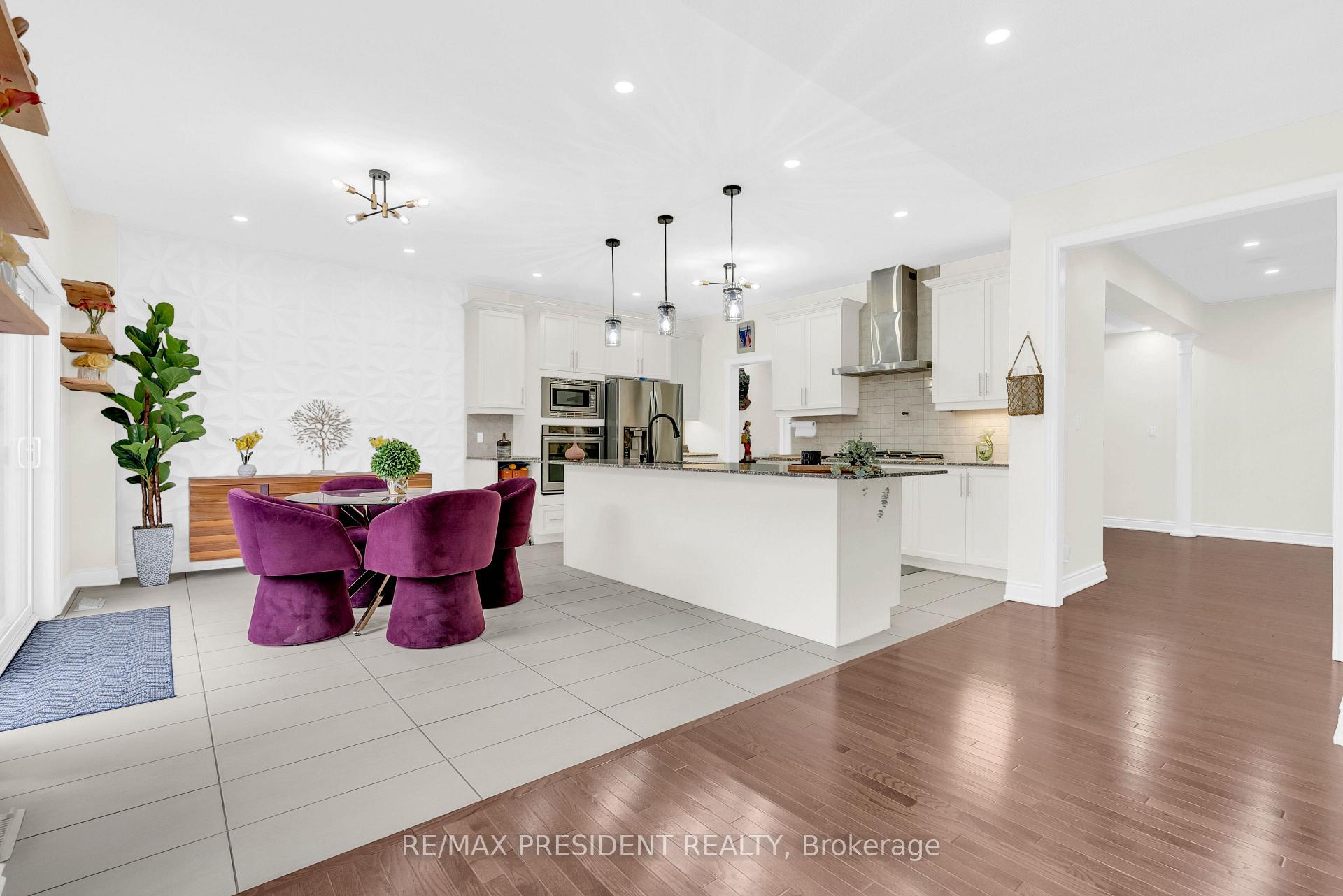 Photo 10 of 25 Selsdon Street, Brampton, Credit Valley — HOMEH