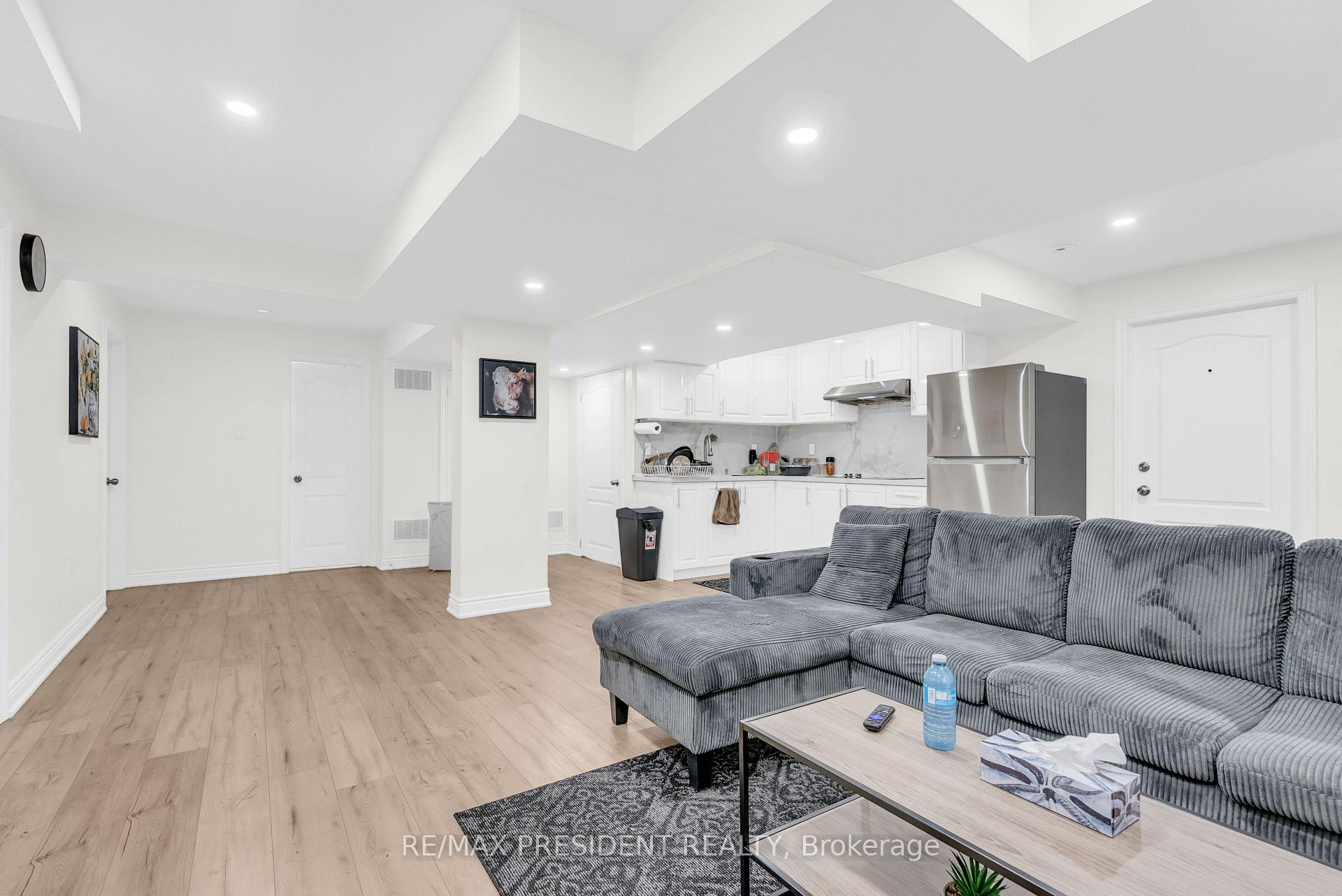 Photo 35 of 25 Selsdon Street, Brampton, Credit Valley — HOMEH