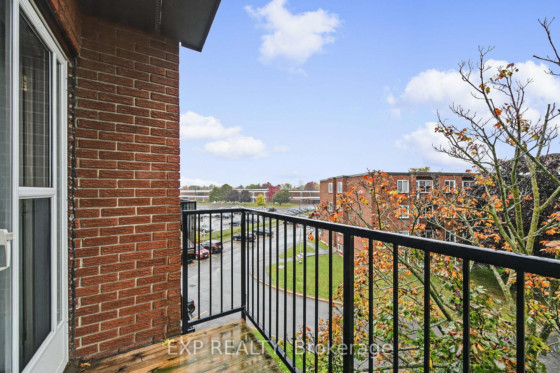 Photo 15 of Unit 405A, 2044 Arrowsmith Drive, Ottawa, Beacon Hill South — HOMEH