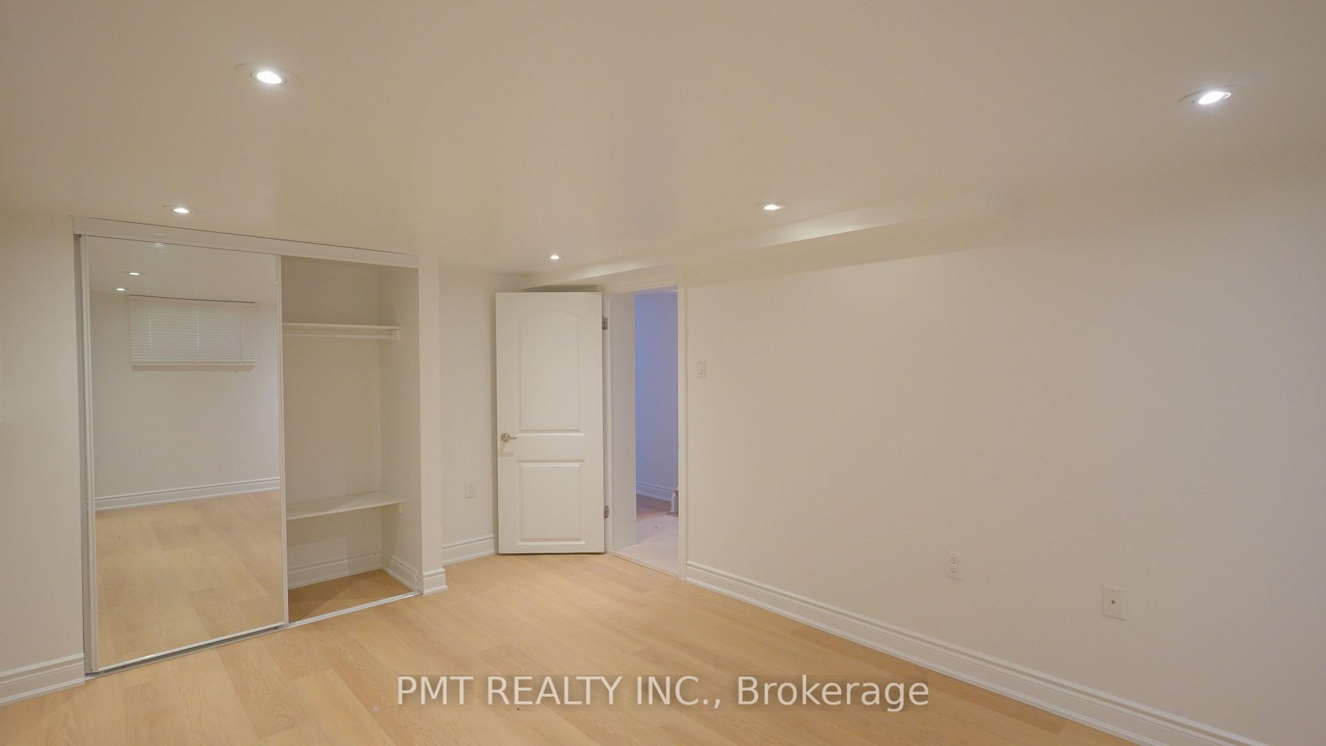Photo 30 of 143 Elgin Crescent, Waterloo — HOMEH