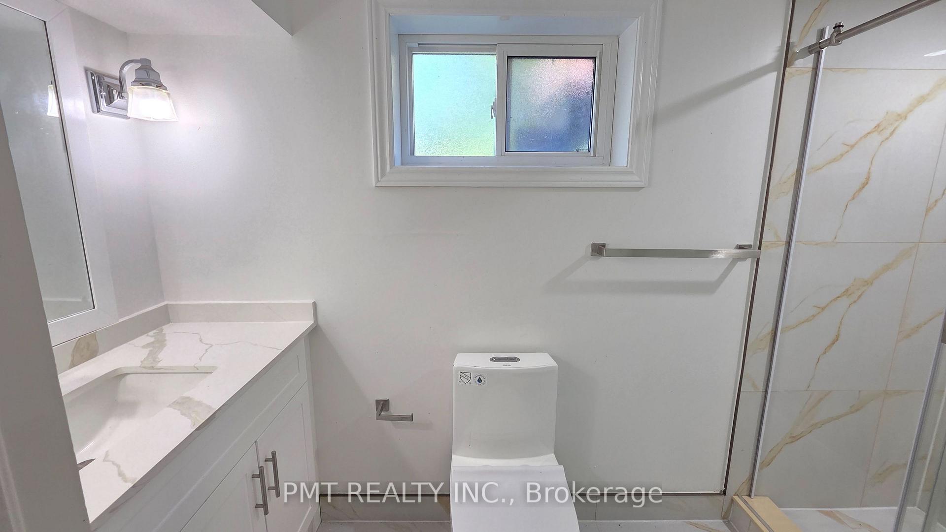 Photo 31 of 143 Elgin Crescent, Waterloo — HOMEH