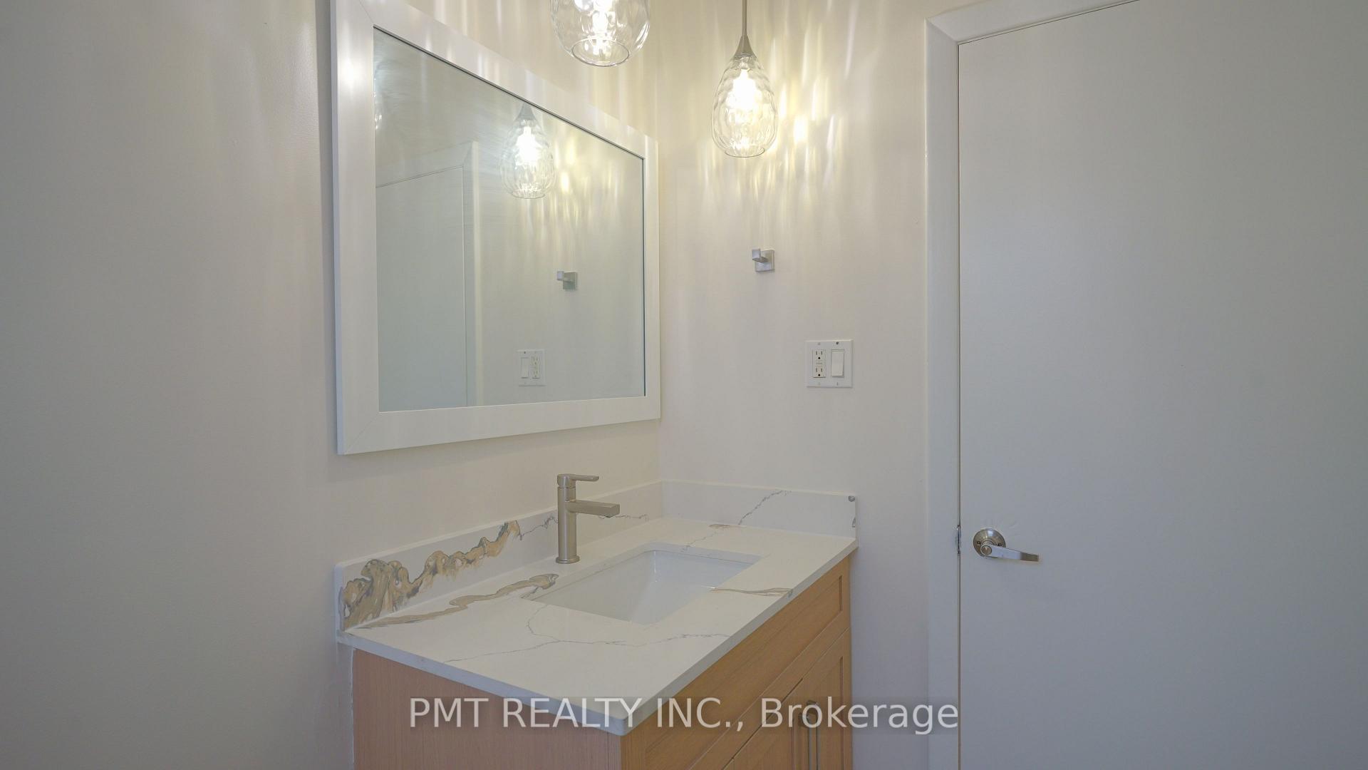 Photo 35 of 143 Elgin Crescent, Waterloo — HOMEH