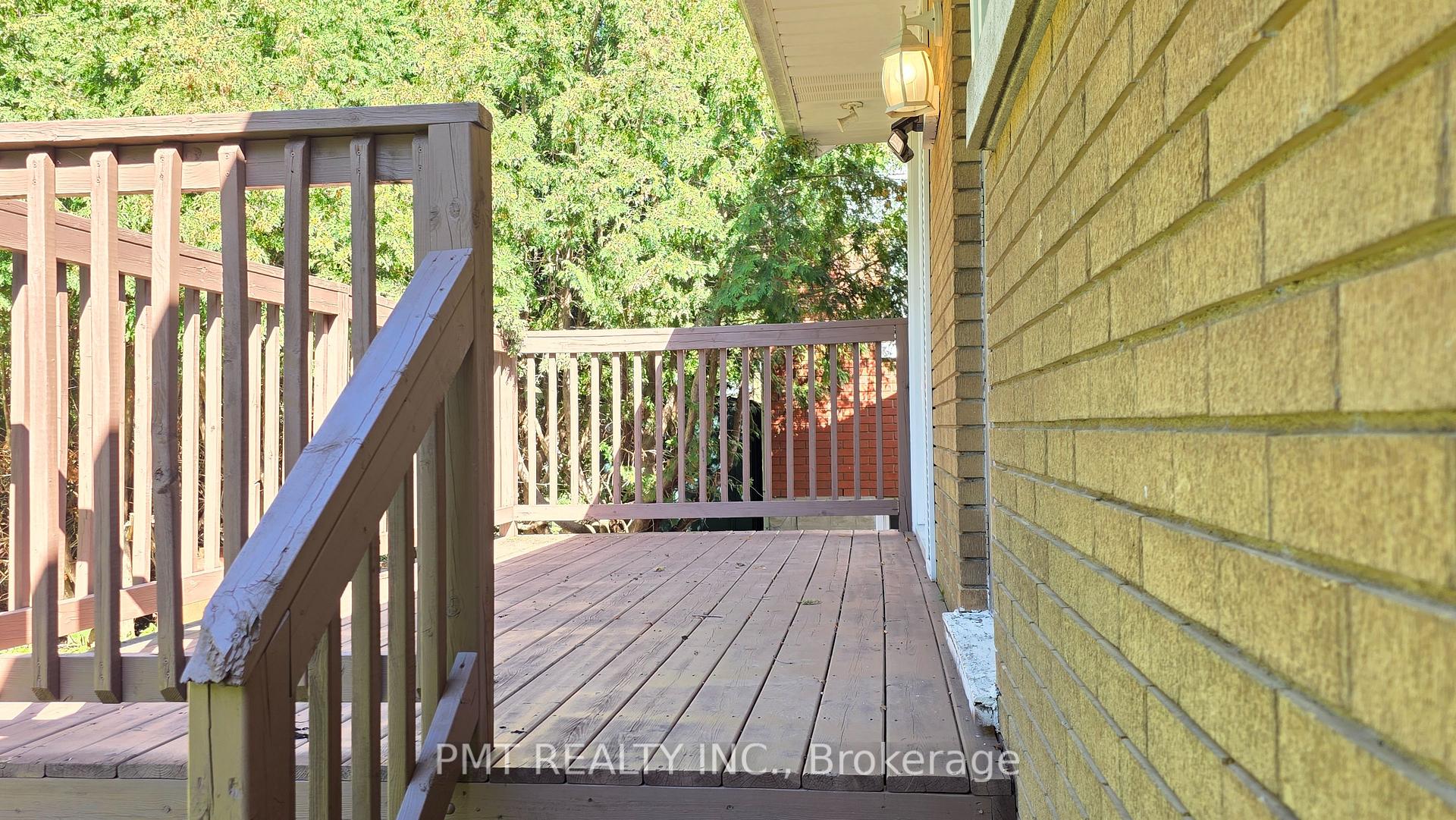 Photo 40 of 143 Elgin Crescent, Waterloo — HOMEH