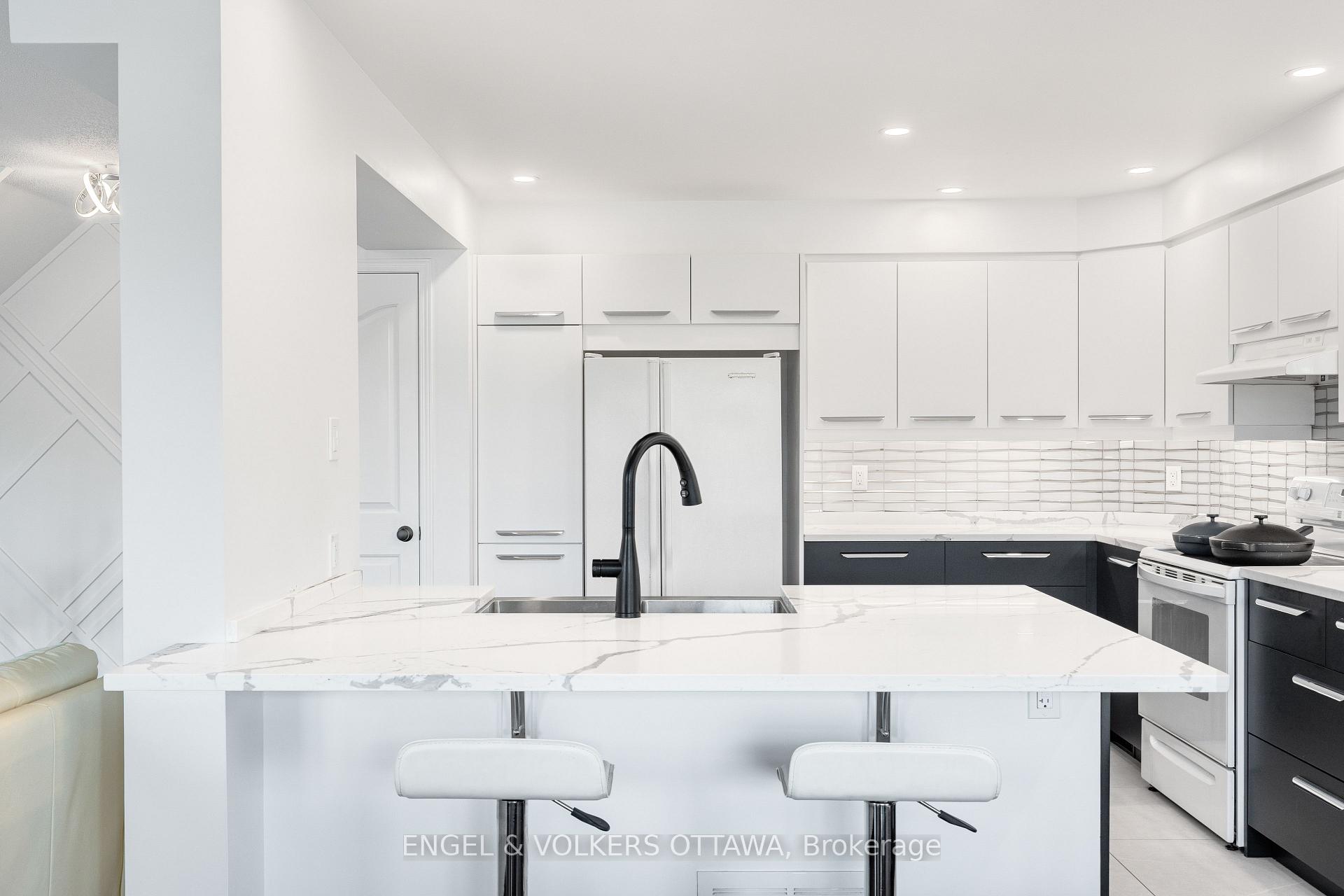Photo 14 of 290 Citiplace Drive, Ottawa, Merivale Industrial Park/Citiplace — HOMEH