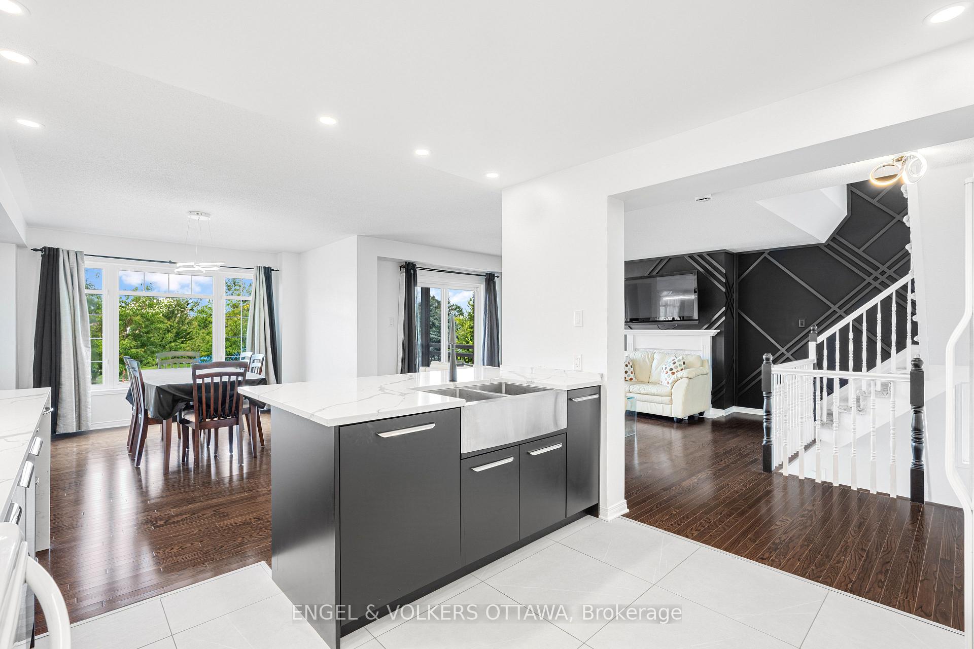 Photo 16 of 290 Citiplace Drive, Ottawa, Merivale Industrial Park/Citiplace — HOMEH