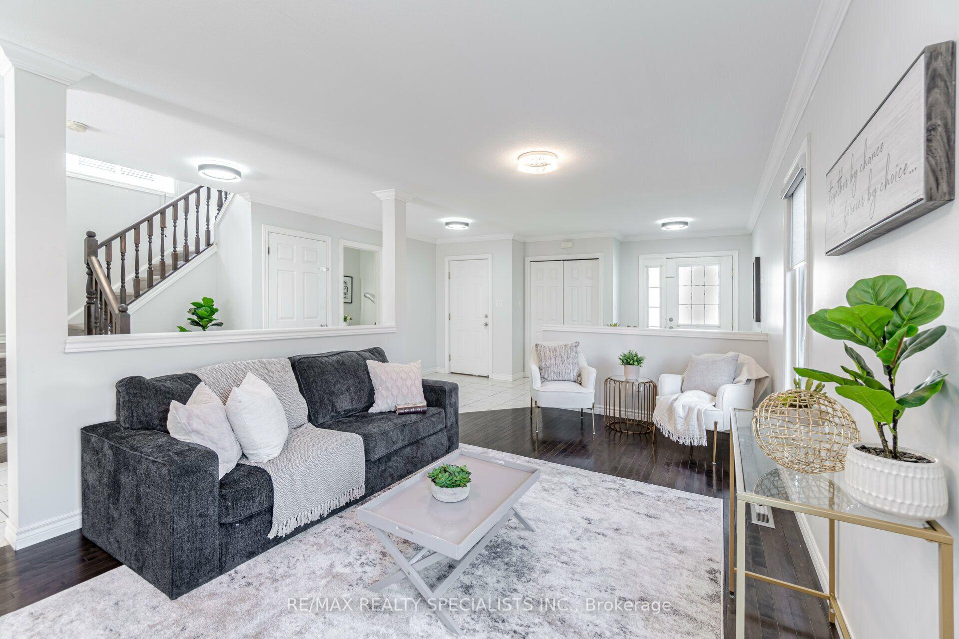 Photo 9 of 1435 Mickleborough Drive, London, North I — HOMEH