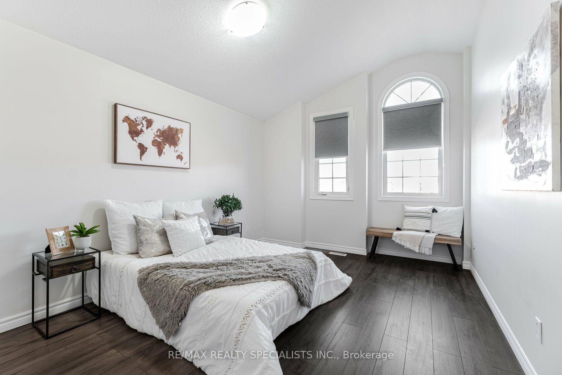 Photo 35 of 1435 Mickleborough Drive, London, North I — HOMEH