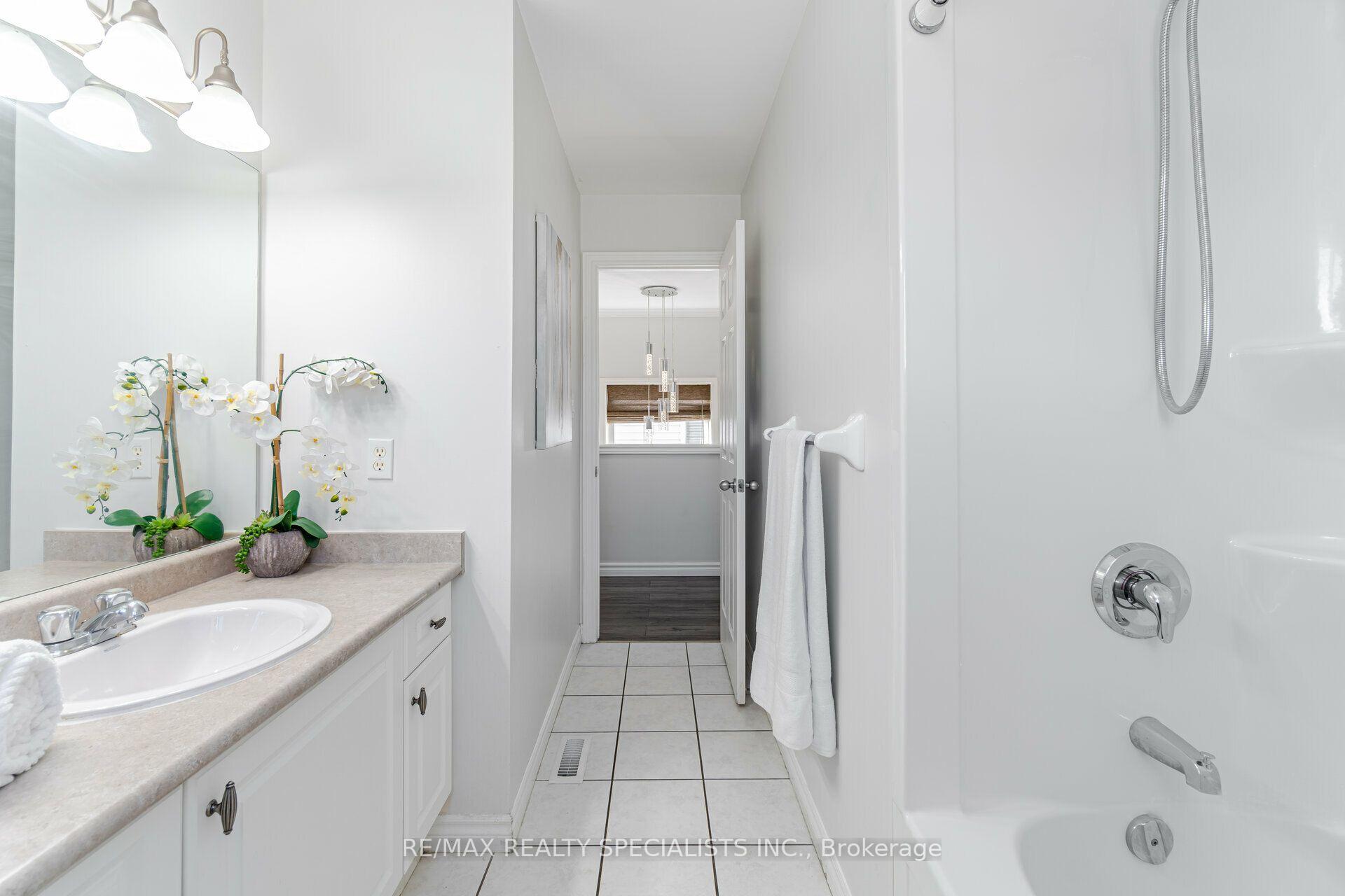 Photo 43 of 1435 Mickleborough Drive, London, North I — HOMEH