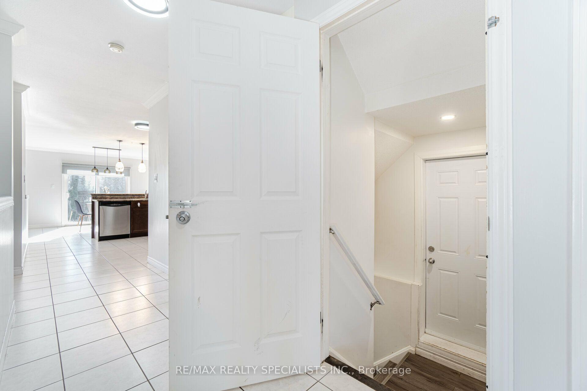 Photo 44 of 1435 Mickleborough Drive, London, North I — HOMEH