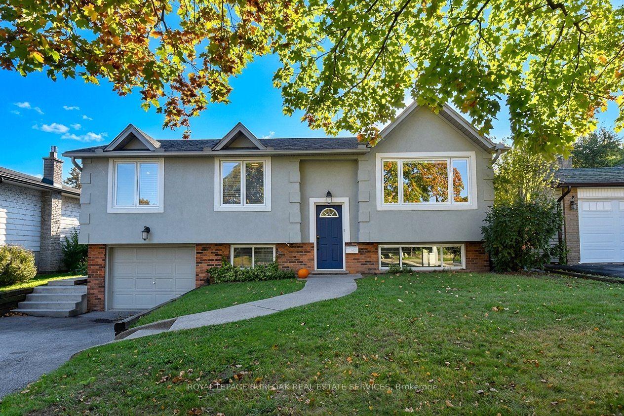 Photo of 699 Castleguard Crescent