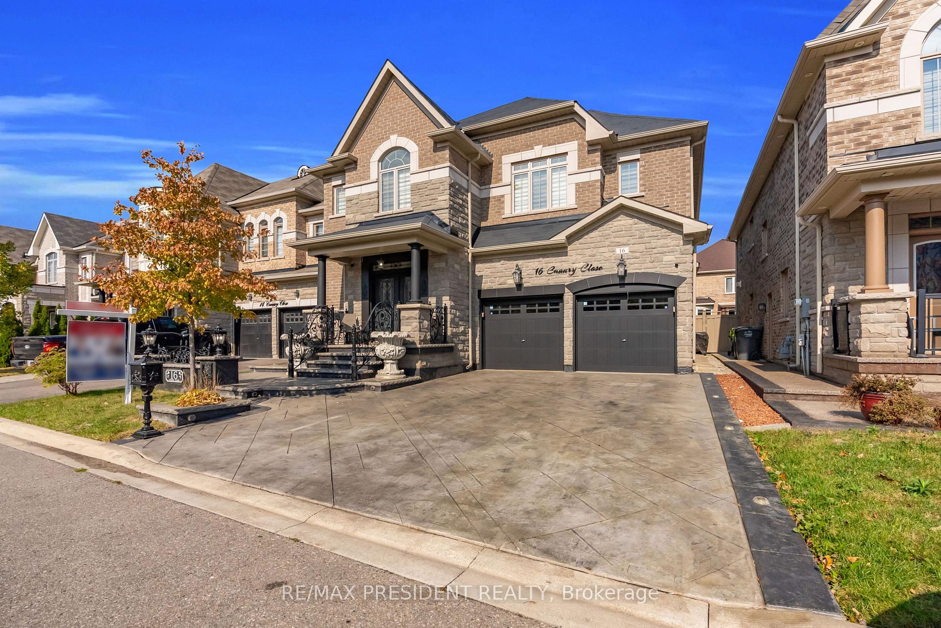 Photo 3 of 16 Canary Close, Brampton, Credit Valley — HOMEH