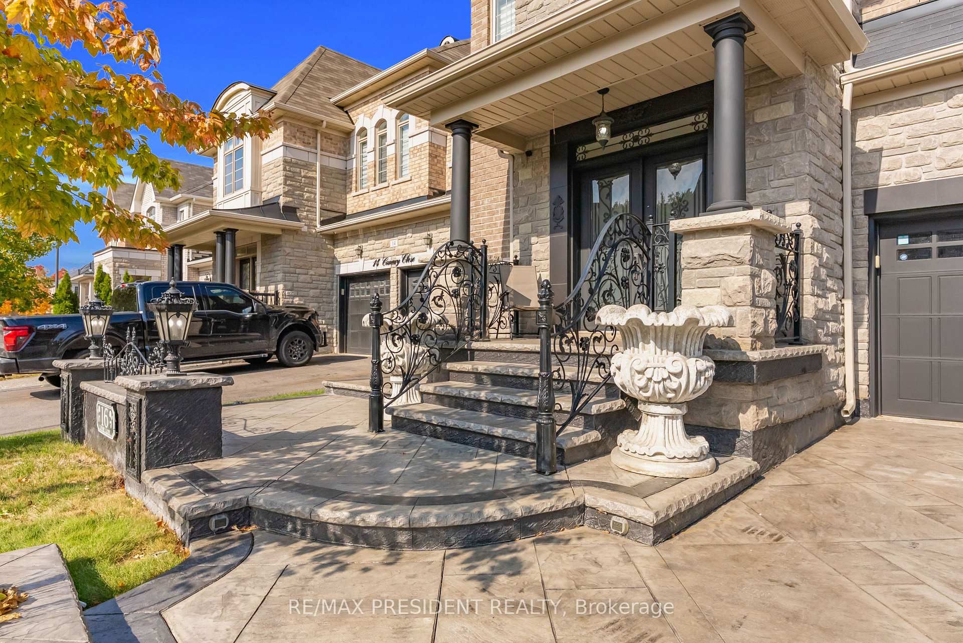 Photo 5 of 16 Canary Close, Brampton, Credit Valley — HOMEH