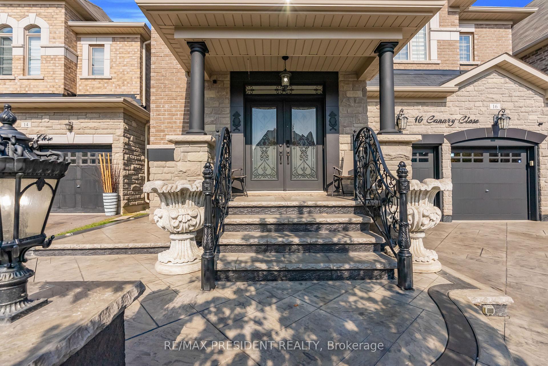 Photo 6 of 16 Canary Close, Brampton, Credit Valley — HOMEH