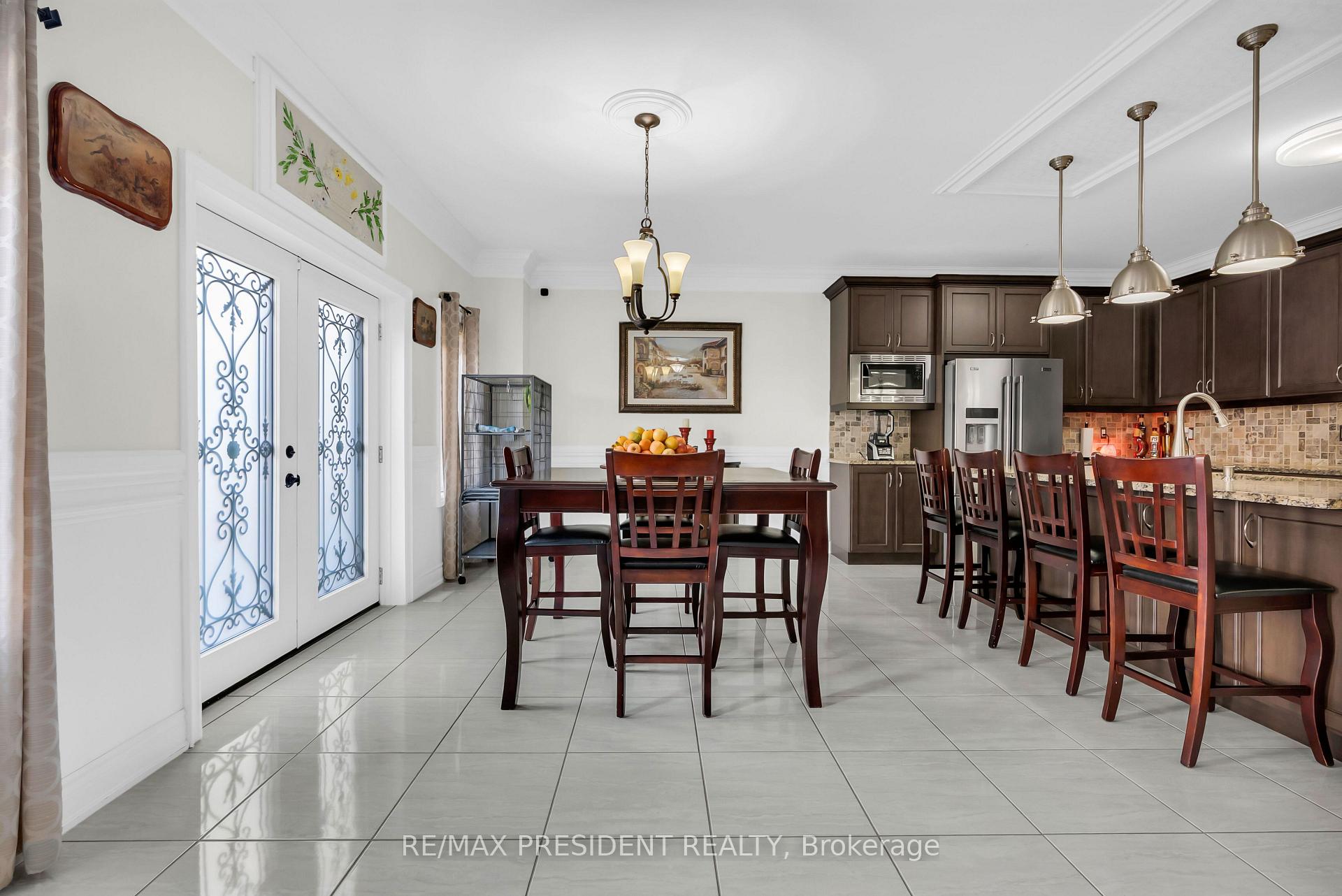 Photo 16 of 16 Canary Close, Brampton, Credit Valley — HOMEH