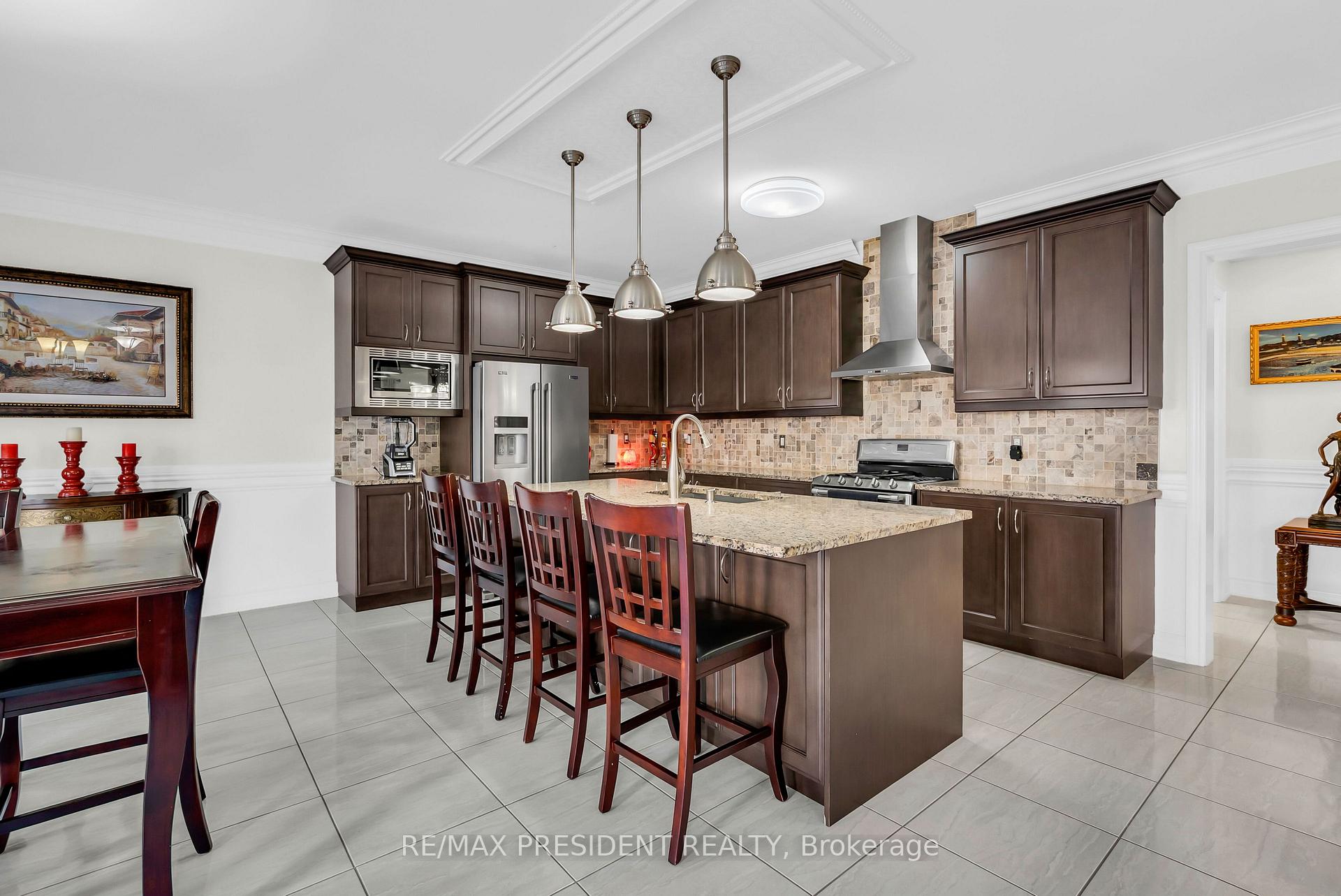 Photo 17 of 16 Canary Close, Brampton, Credit Valley — HOMEH
