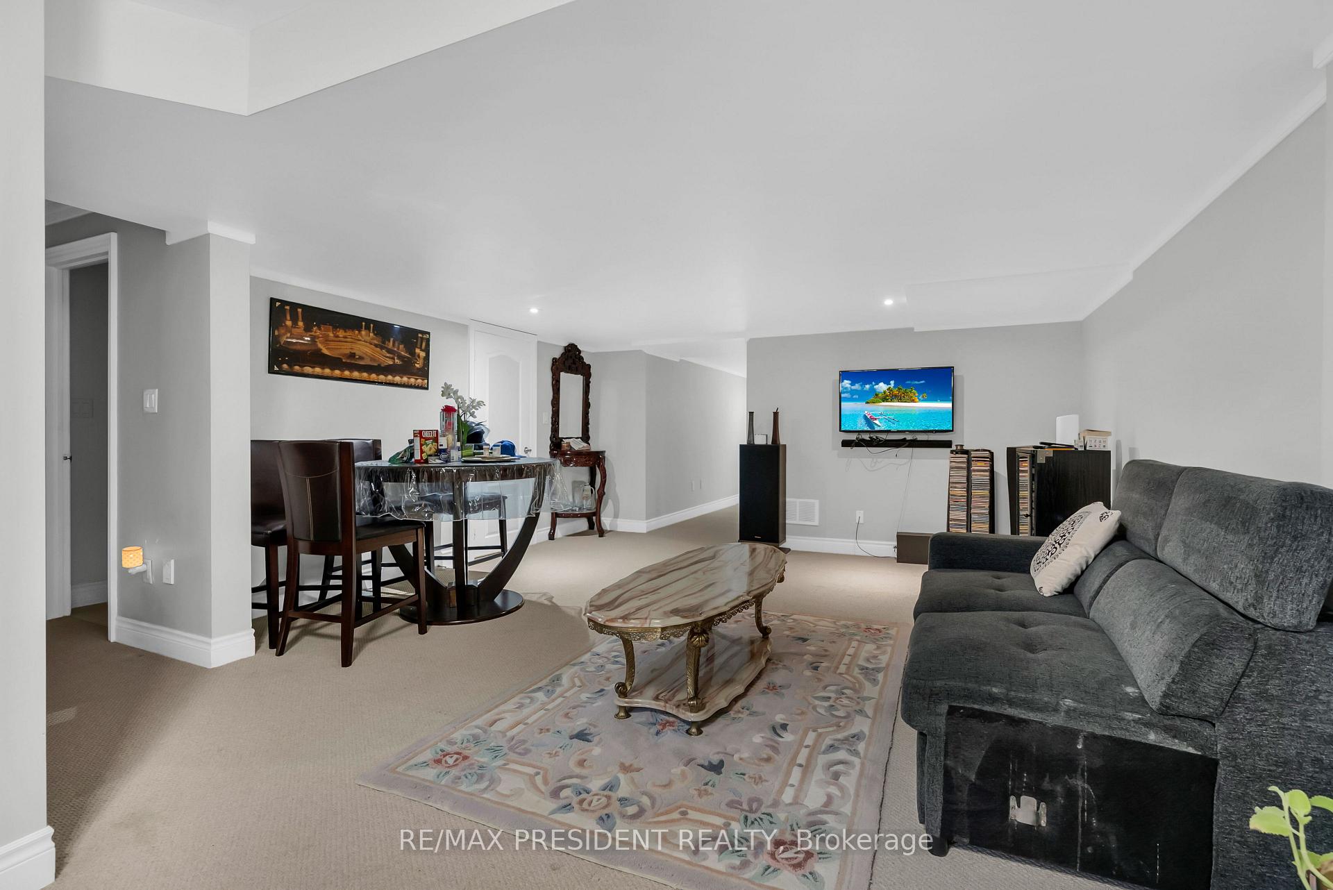Photo 38 of 16 Canary Close, Brampton, Credit Valley — HOMEH