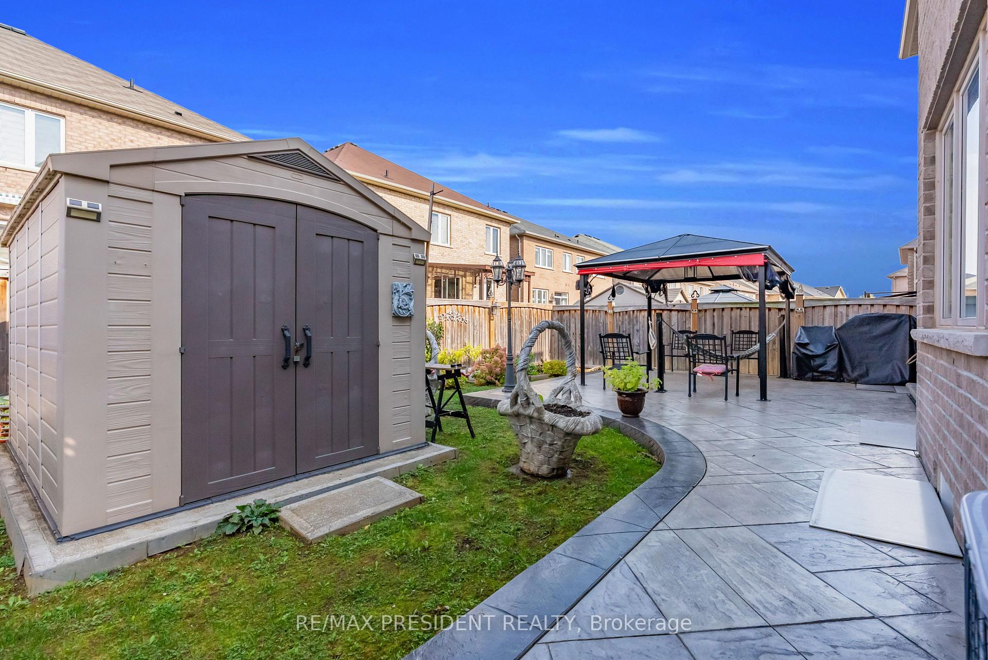 Photo 46 of 16 Canary Close, Brampton, Credit Valley — HOMEH