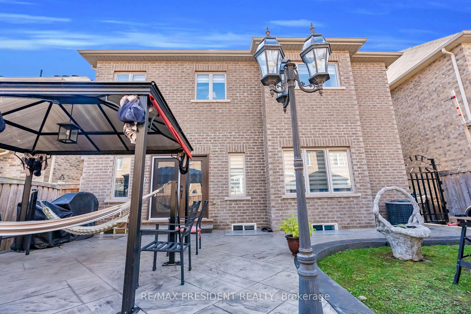 Photo 49 of 16 Canary Close, Brampton, Credit Valley — HOMEH