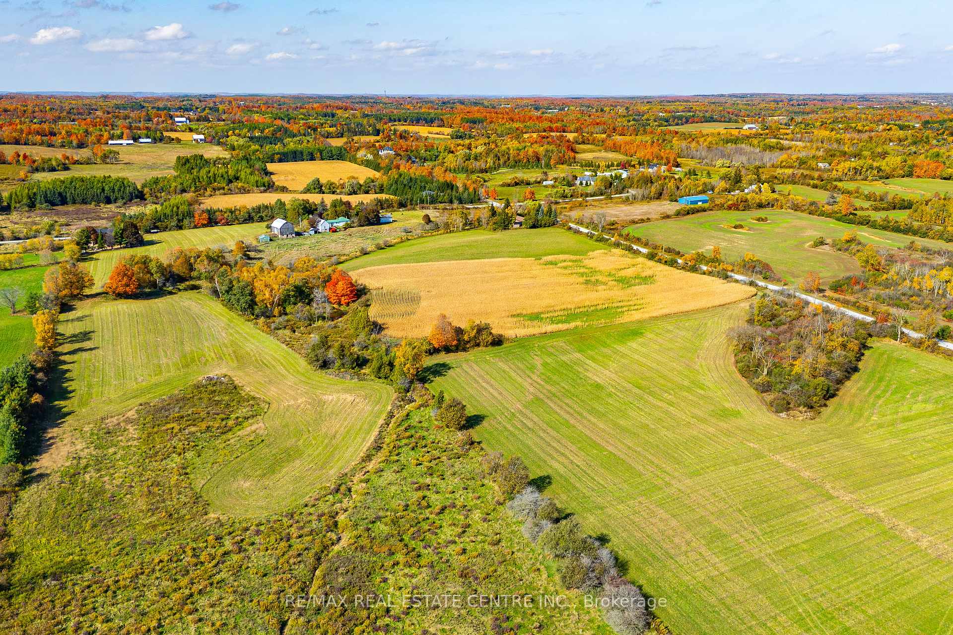 Photo 18 of 11858 32 Side Road, Halton Hills, Rural Halton Hills — HOMEH