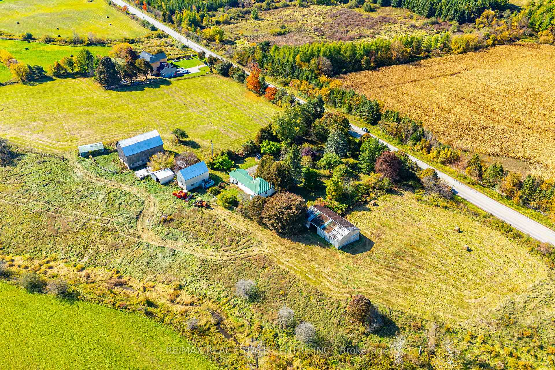 Photo 19 of 11858 32 Side Road, Halton Hills, Rural Halton Hills — HOMEH