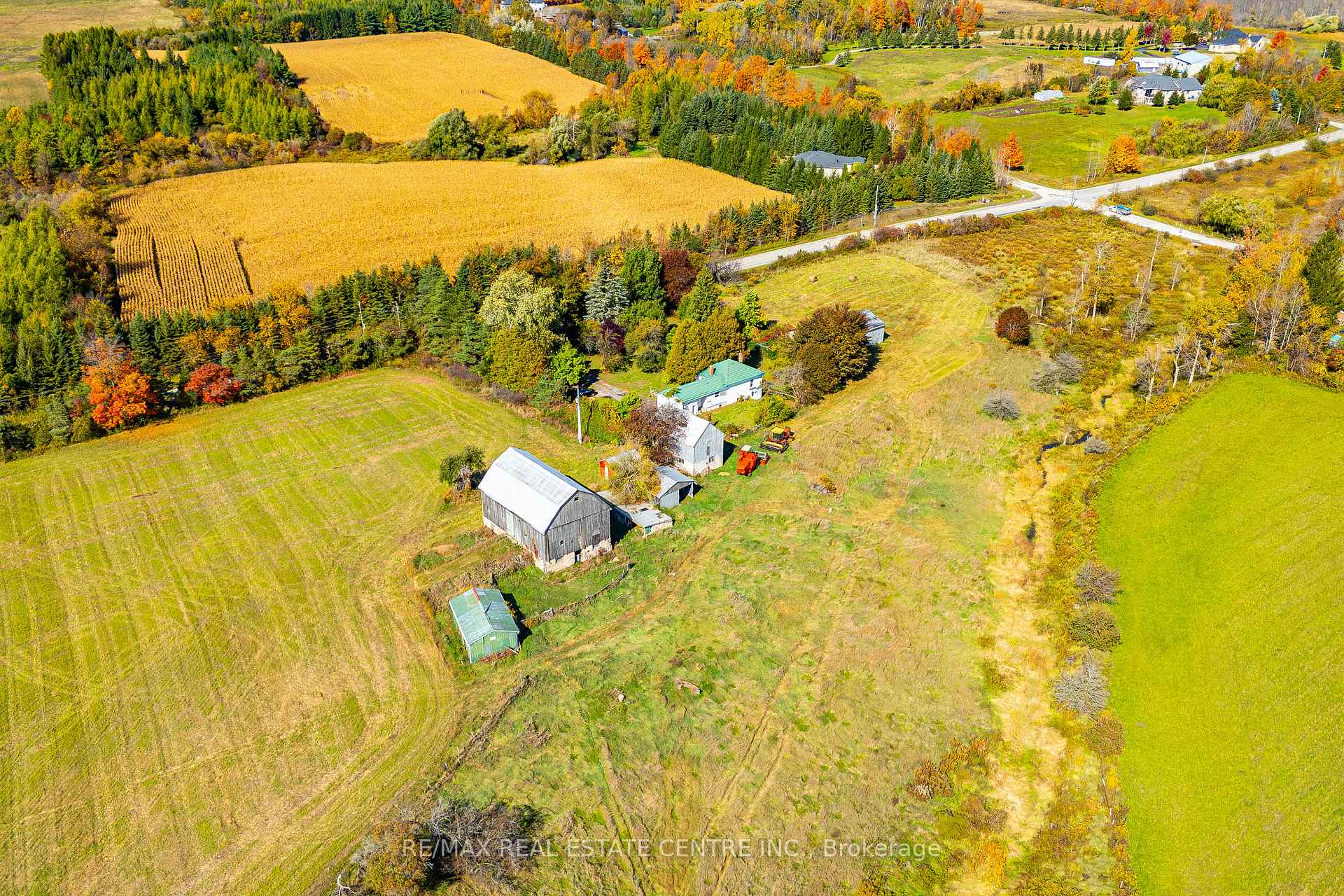 Photo 21 of 11858 32 Side Road, Halton Hills, Rural Halton Hills — HOMEH