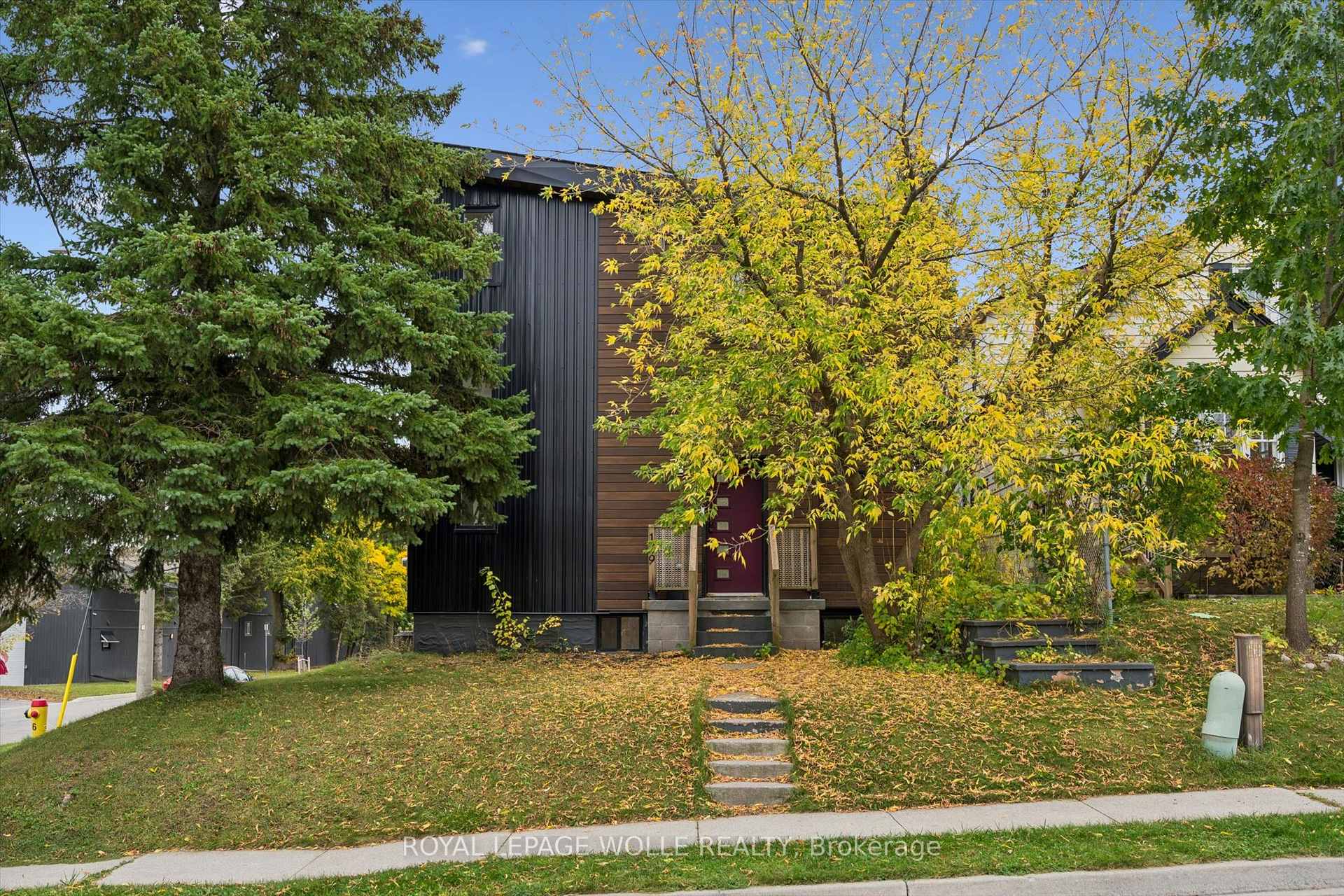 Photo 4 of 159 Palmer Avenue, Kitchener, Cedar Hill — HOMEH