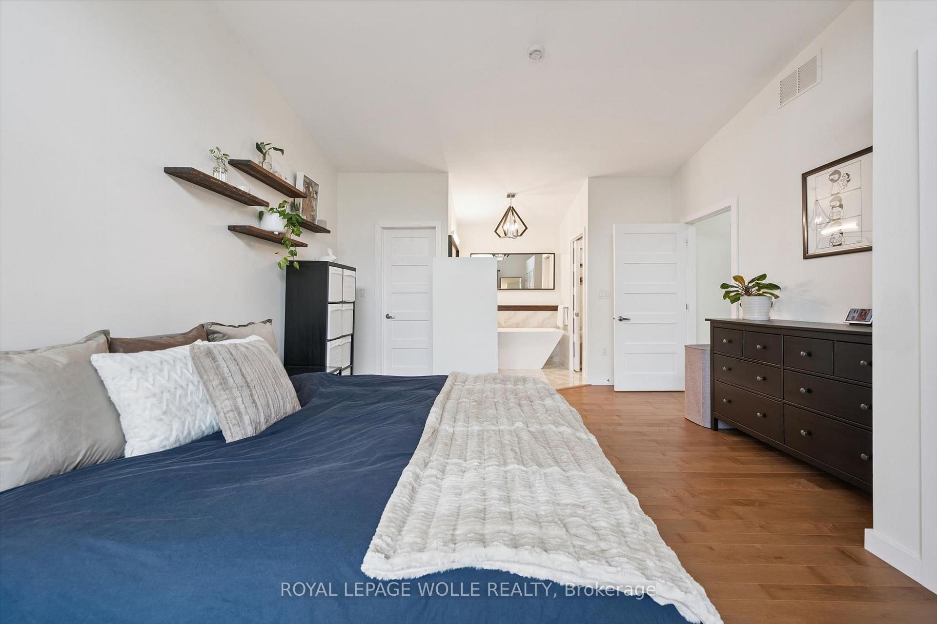 Photo 24 of 159 Palmer Avenue, Kitchener, Cedar Hill — HOMEH