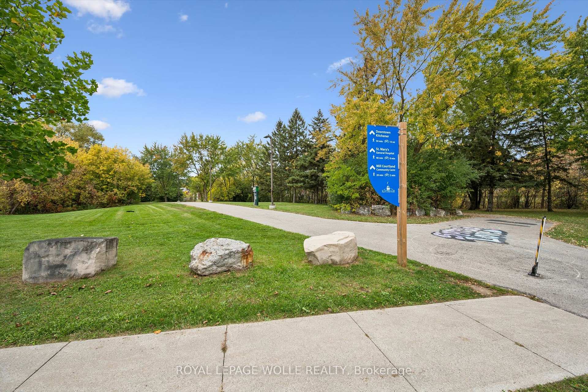 Photo 39 of 159 Palmer Avenue, Kitchener, Cedar Hill — HOMEH