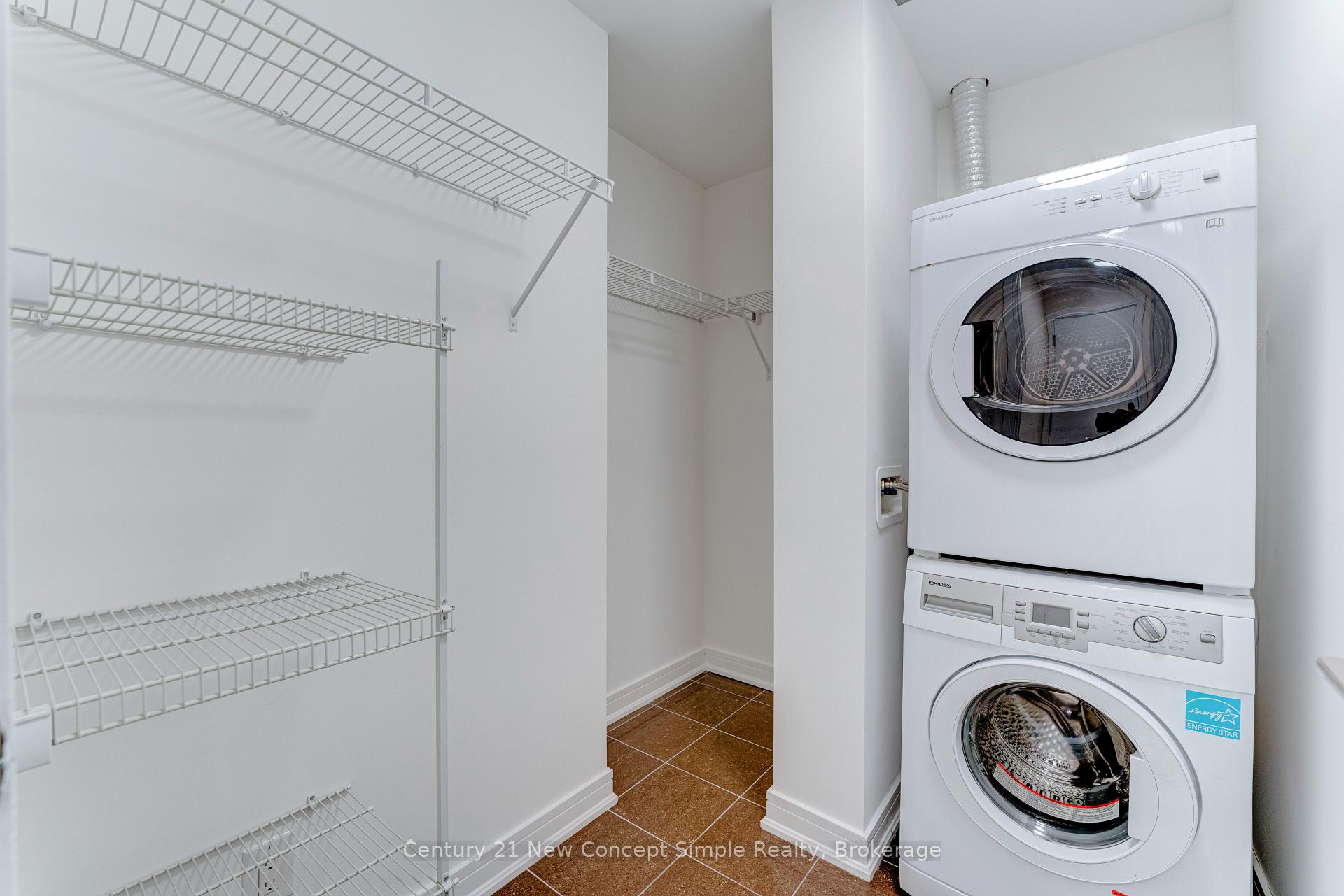 Photo of Unit 210, 9205 Yonge Street