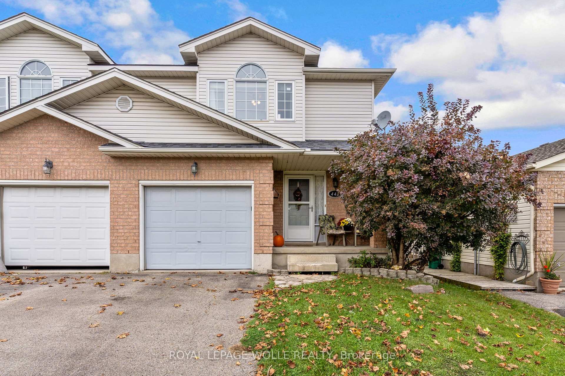 Photo 2 of 442 Joseph Street, Wilmot, New Hamburg — HOMEH