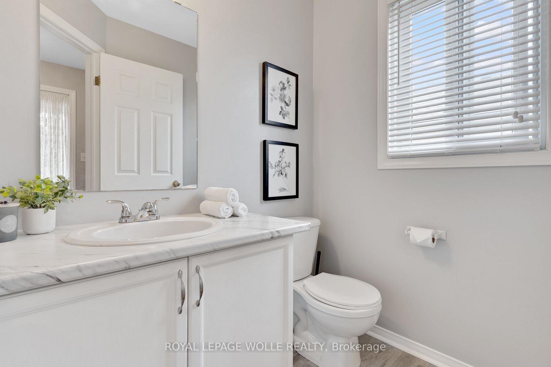 Photo 7 of 442 Joseph Street, Wilmot, New Hamburg — HOMEH