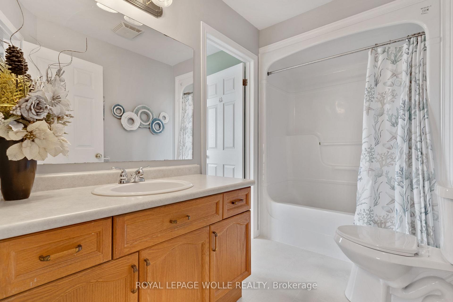 Photo 26 of 442 Joseph Street, Wilmot, New Hamburg — HOMEH