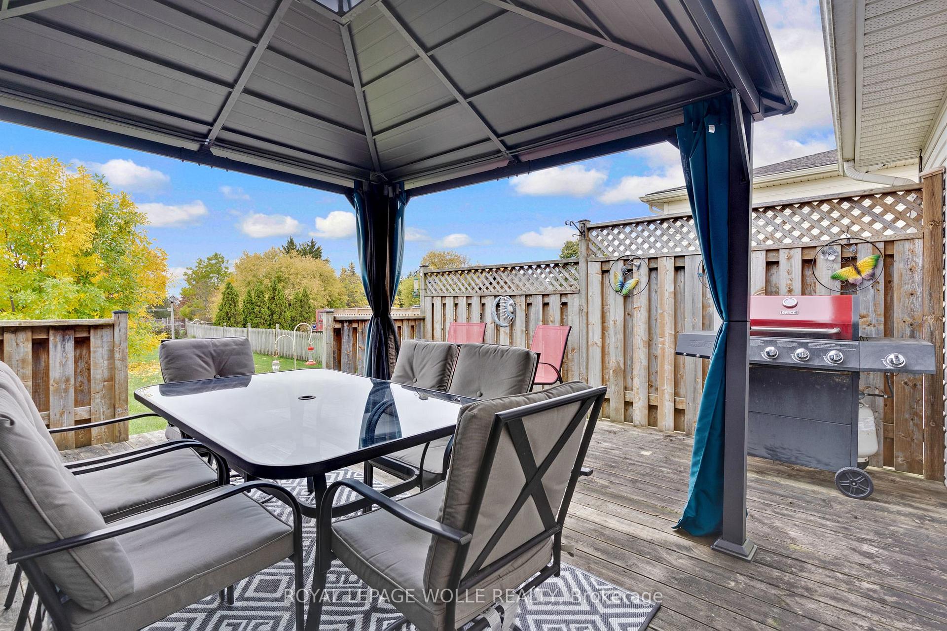 Photo 35 of 442 Joseph Street, Wilmot, New Hamburg — HOMEH