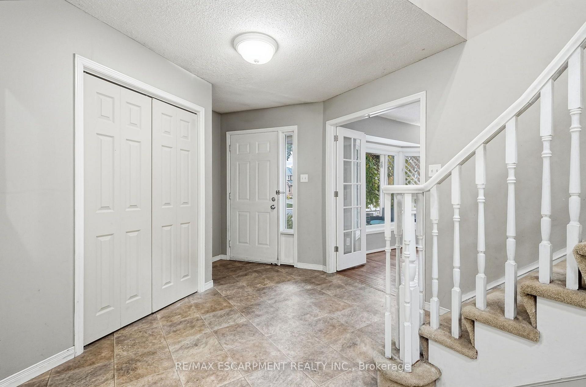 Photo 5 of 18 Rowntree Drive, Hamilton, Rushdale — HOMEH