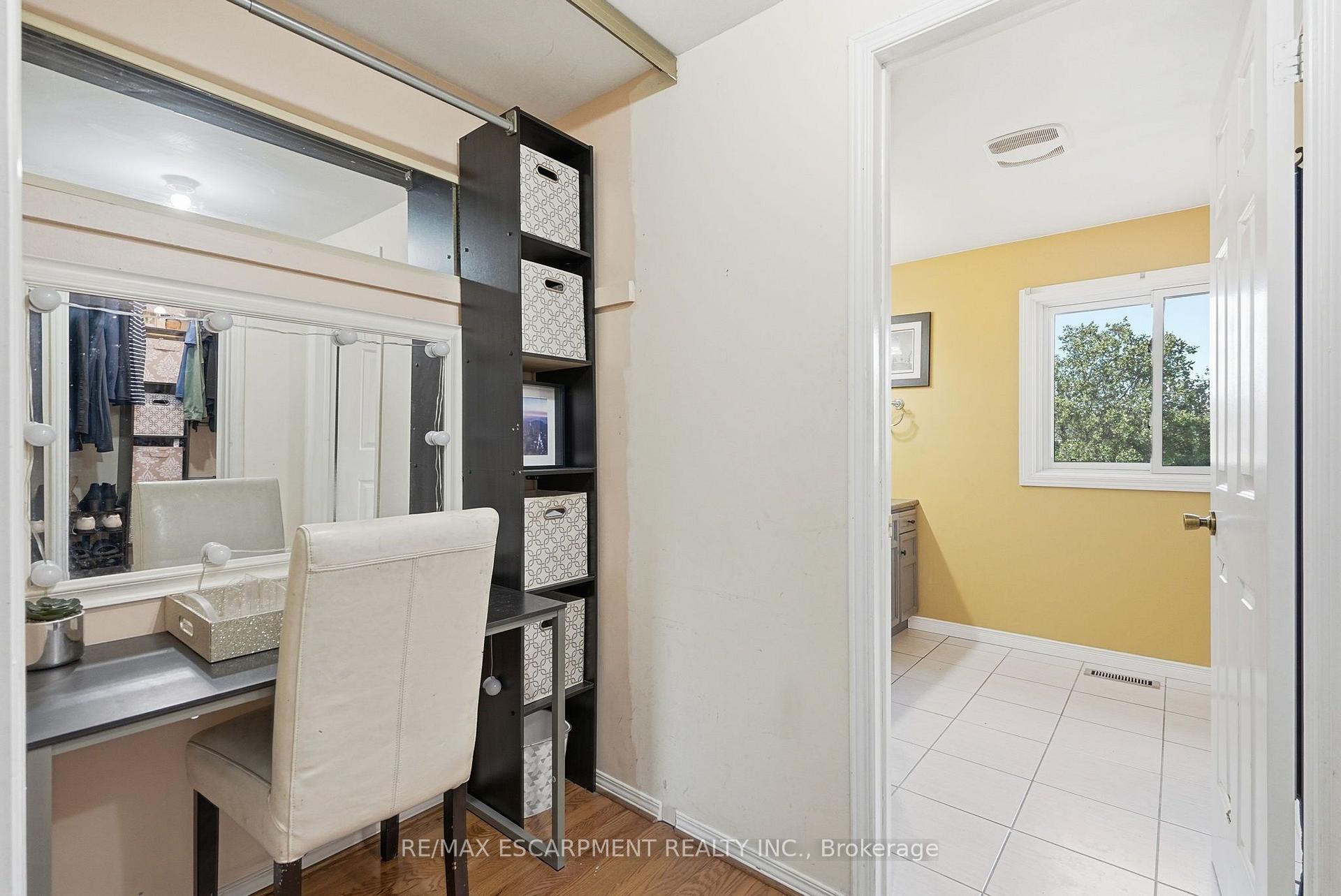 Photo 21 of 18 Rowntree Drive, Hamilton, Rushdale — HOMEH