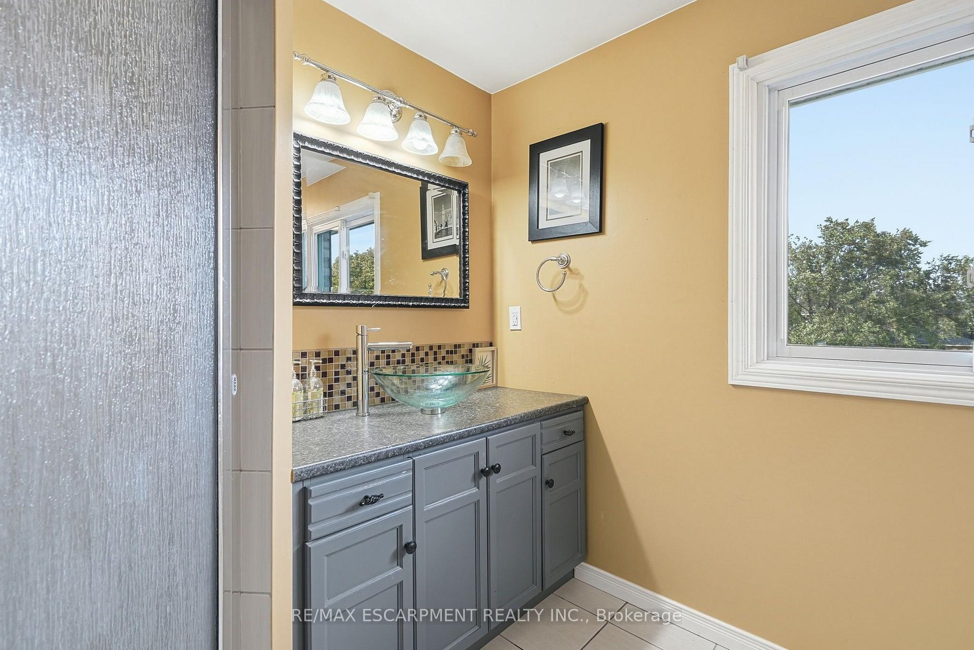 Photo 22 of 18 Rowntree Drive, Hamilton, Rushdale — HOMEH