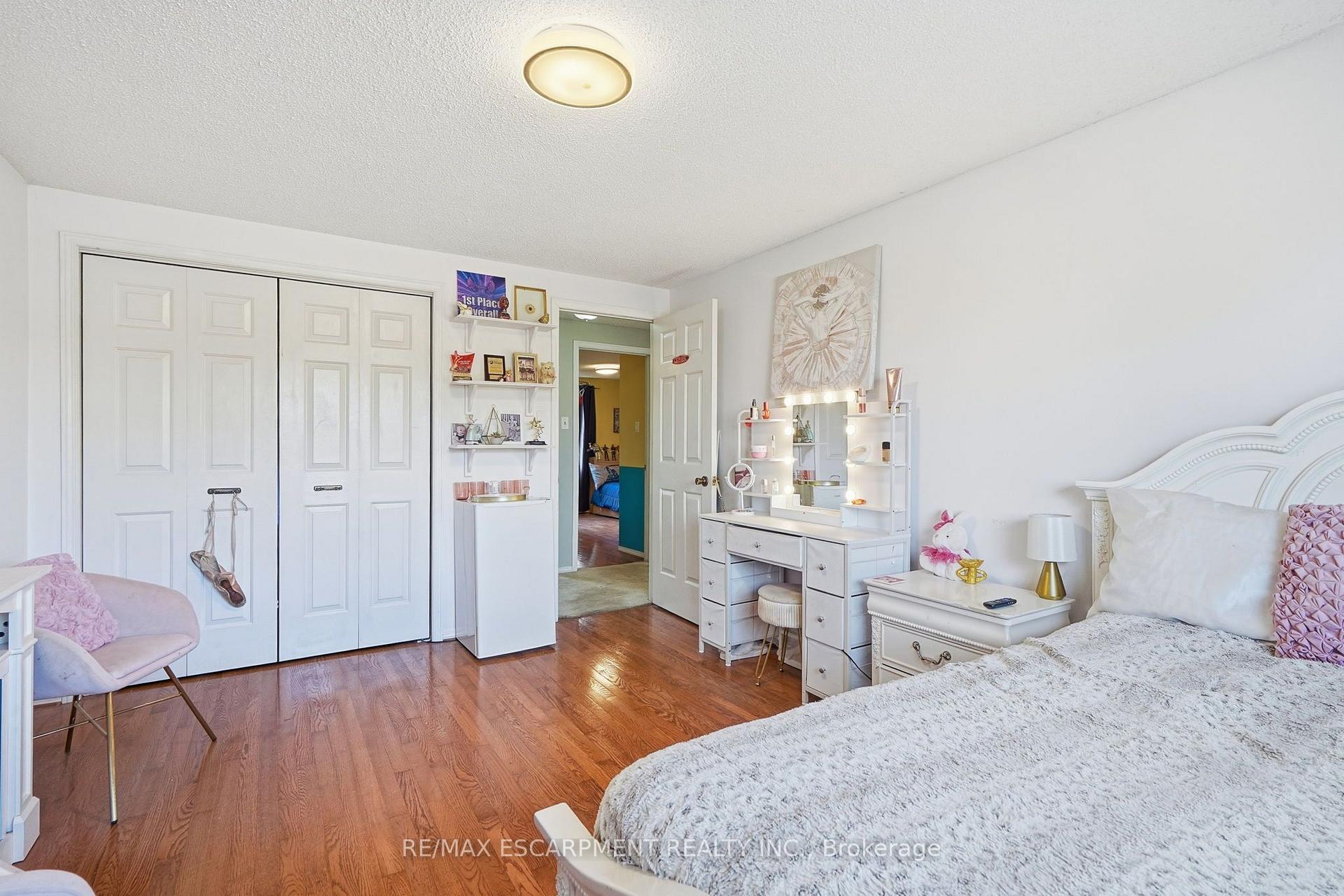 Photo 25 of 18 Rowntree Drive, Hamilton, Rushdale — HOMEH