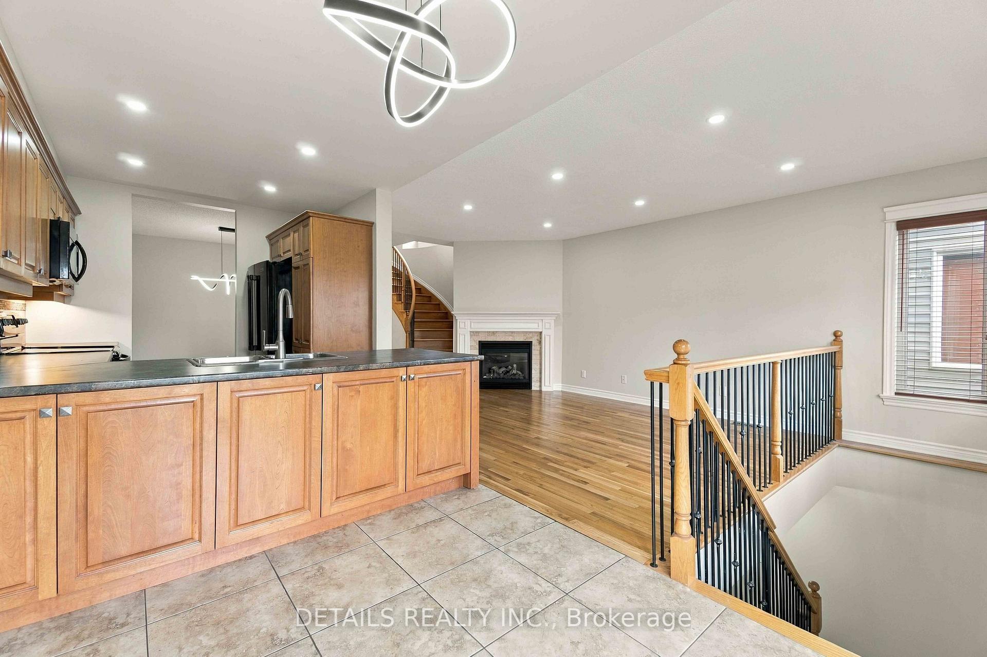Photo 15 of 1034 Marconi Avenue, Ottawa, Kanata - Morgan's Grant/South March — HOMEH