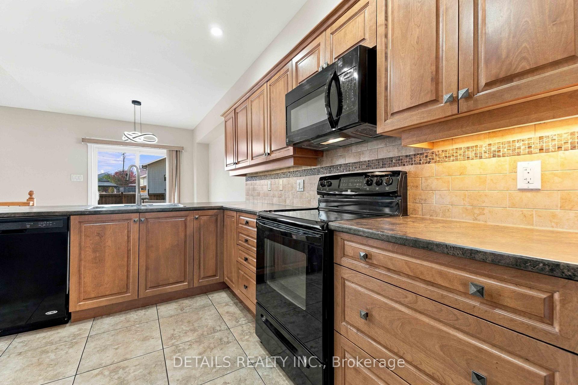 Photo 19 of 1034 Marconi Avenue, Ottawa, Kanata - Morgan's Grant/South March — HOMEH