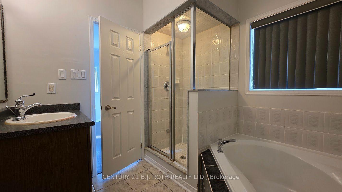 Photo 12 of 1930 Webster Boulevard, Innisfil, Alcona — HOMEH