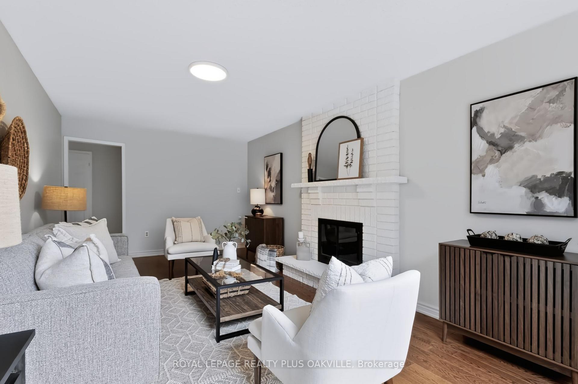Photo 22 of 279 Hickory Circle, Oakville, Wedgewood Creek — HOMEH
