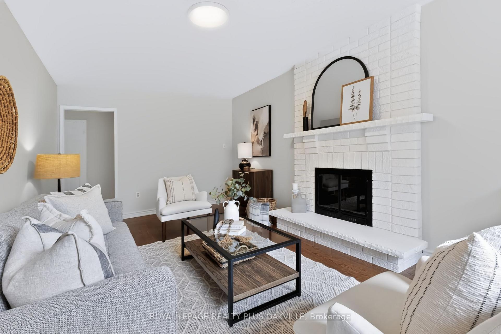 Photo 23 of 279 Hickory Circle, Oakville, Wedgewood Creek — HOMEH