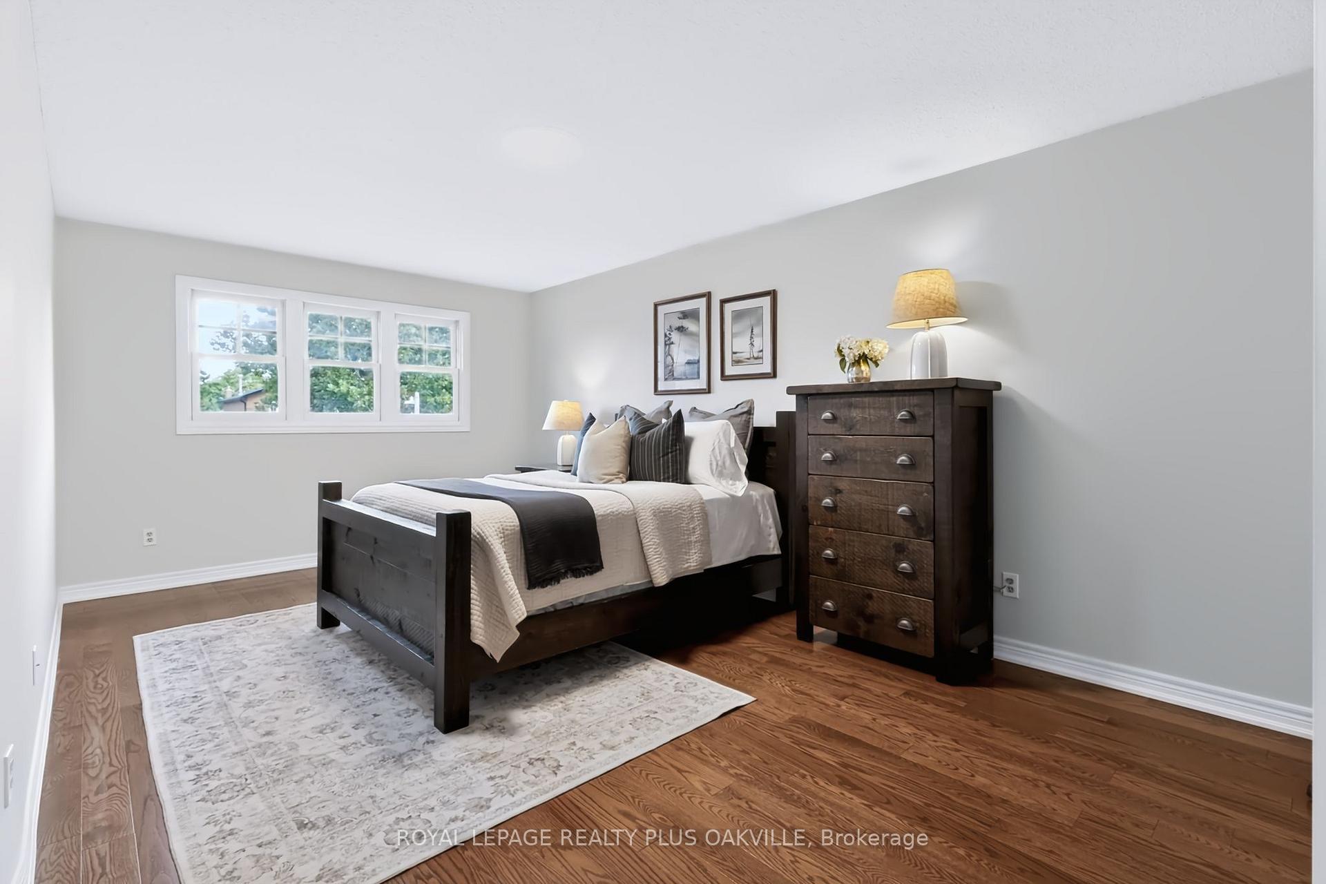Photo 27 of 279 Hickory Circle, Oakville, Wedgewood Creek — HOMEH