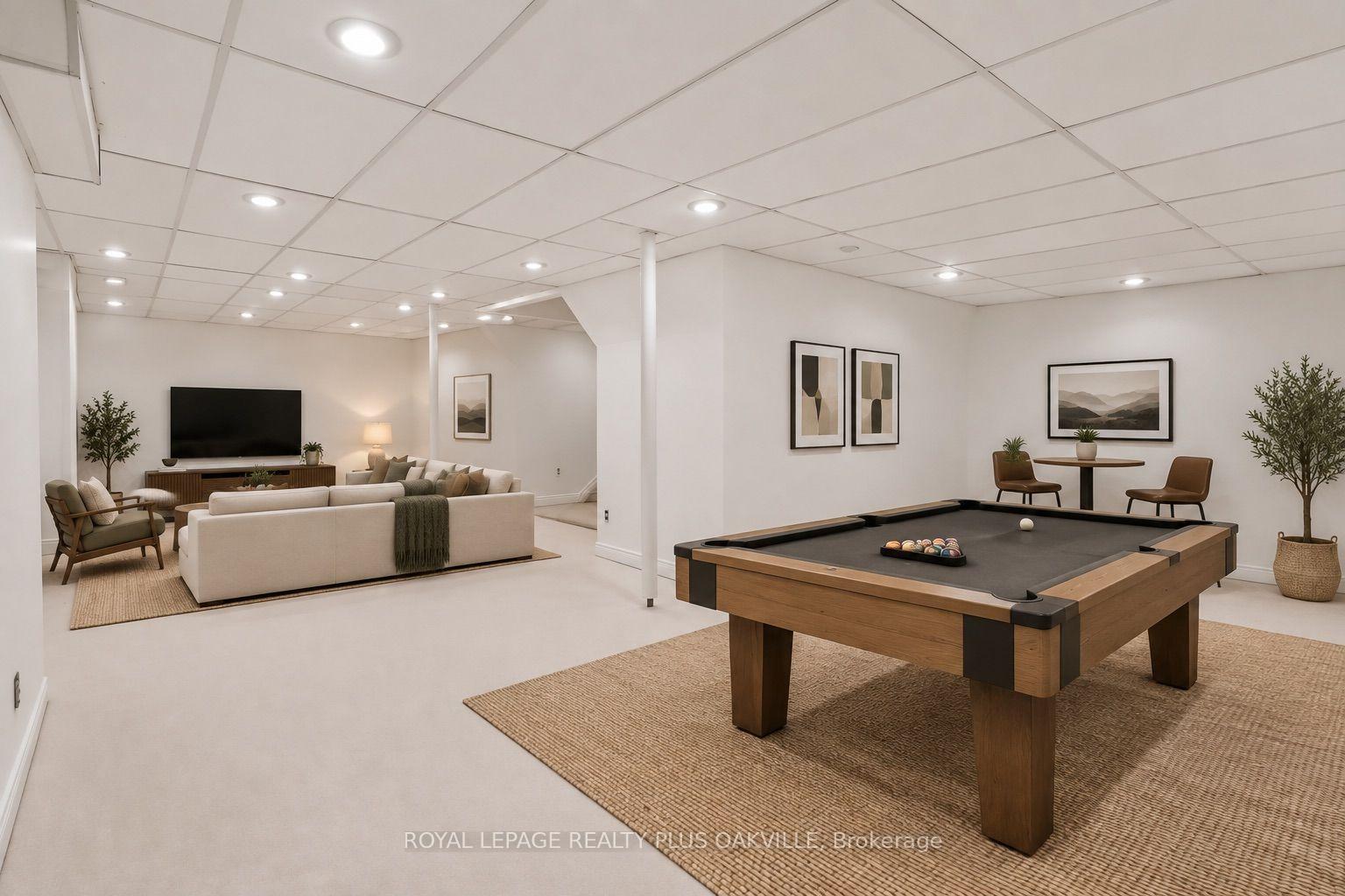 Photo 38 of 279 Hickory Circle, Oakville, Wedgewood Creek — HOMEH