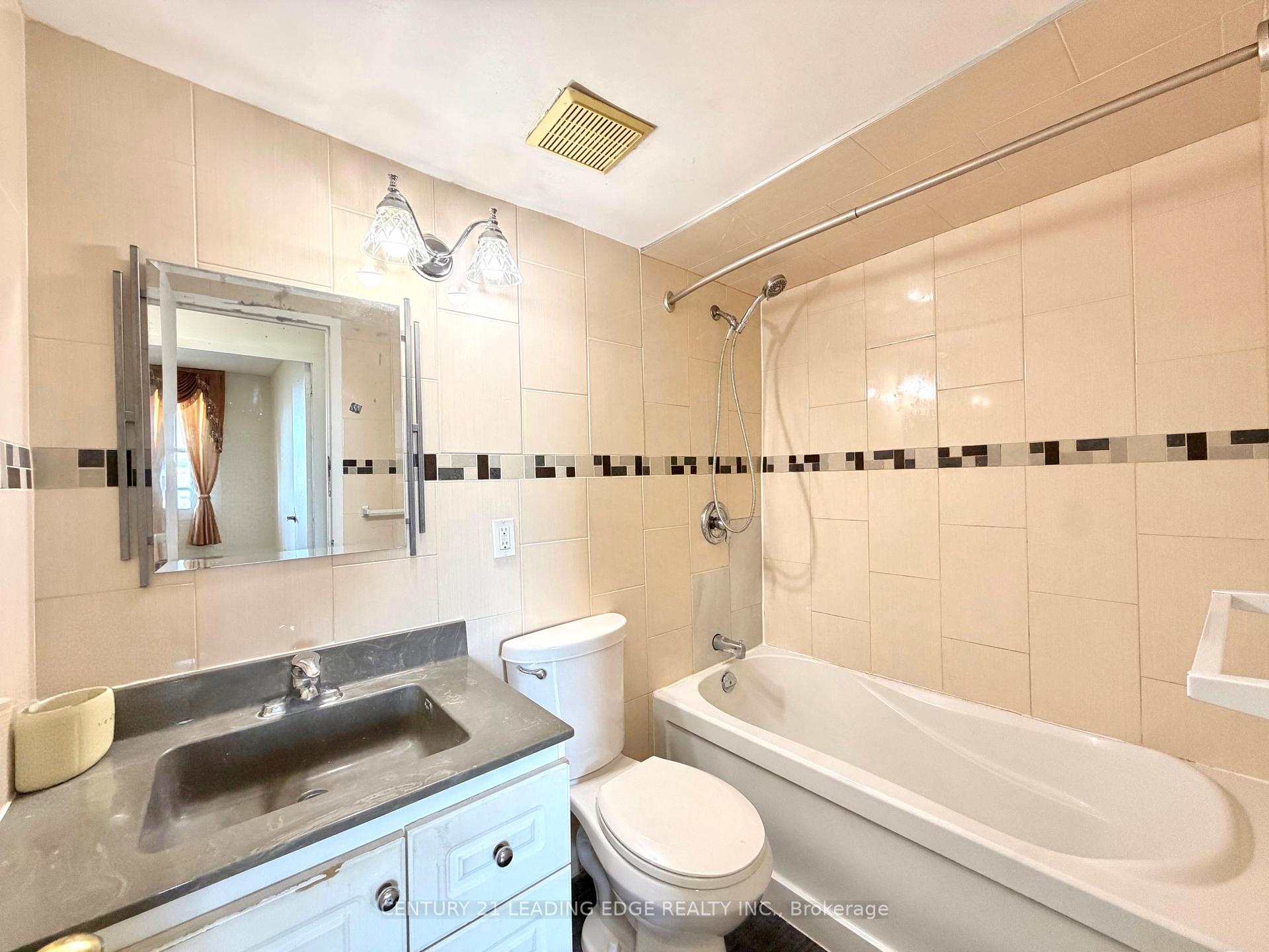 Photo 9 of Unit 1007, 1455 Lawrence Avenue W, North York, Brookhaven-Amesbury — HOMEH