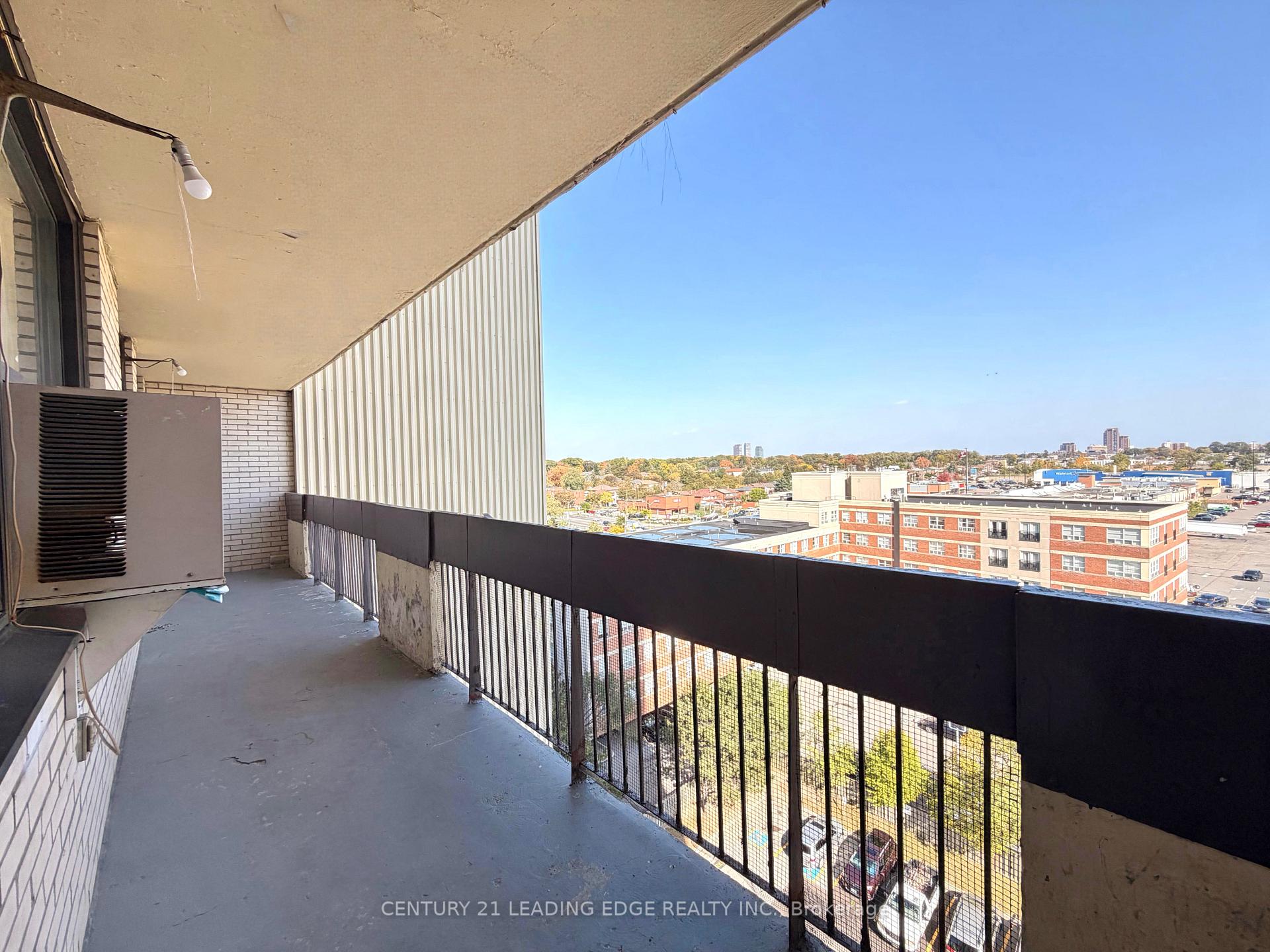 Photo 10 of Unit 1007, 1455 Lawrence Avenue W, North York, Brookhaven-Amesbury — HOMEH