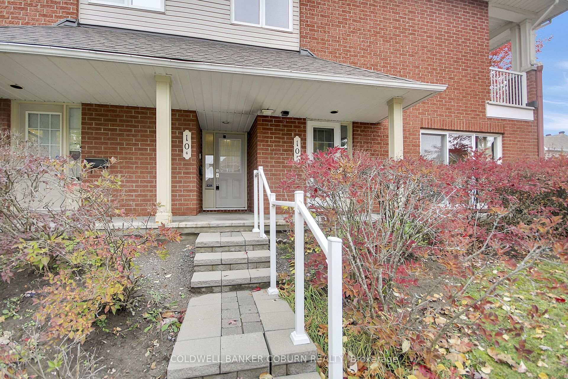 Photo 3 of Unit F, 10 Daybreak Street, Ottawa, Barrhaven East — HOMEH