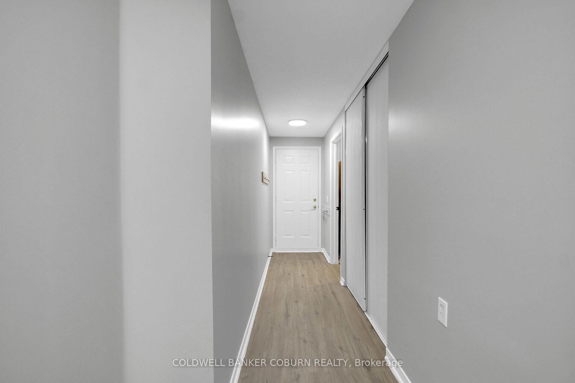 Photo 5 of Unit F, 10 Daybreak Street, Ottawa, Barrhaven East — HOMEH